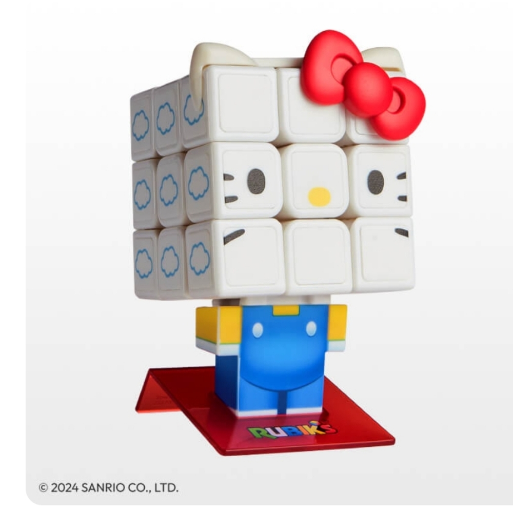 HELLO KITTY - RUBIK'S CUBE - OFFICIAL FULLY SOLVABLE CUBE GAME ON STAND - SANRIO